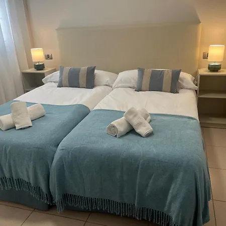 Hola La Fuente Apartment *