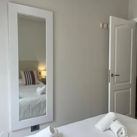 Hola La Fuente Apartment *